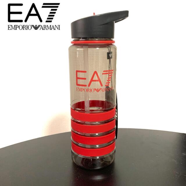 Emporio Armani(エンポリオアルマーニ)の【新品】EA7 ウォーターボトル（レッド） その他のその他(その他)の商品写真