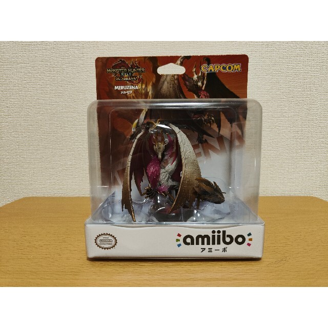 CAPCOM(カプコン)のamiibo モンスターハンター メル・ゼナ エンタメ/ホビーのゲームソフト/ゲーム機本体(その他)の商品写真