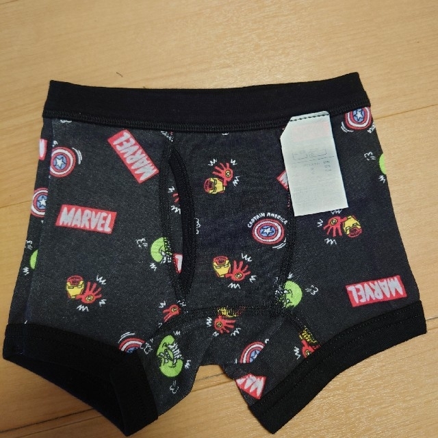 MARVEL(マーベル)のマーベル　シャツ キッズ/ベビー/マタニティのキッズ服男の子用(90cm~)(Tシャツ/カットソー)の商品写真