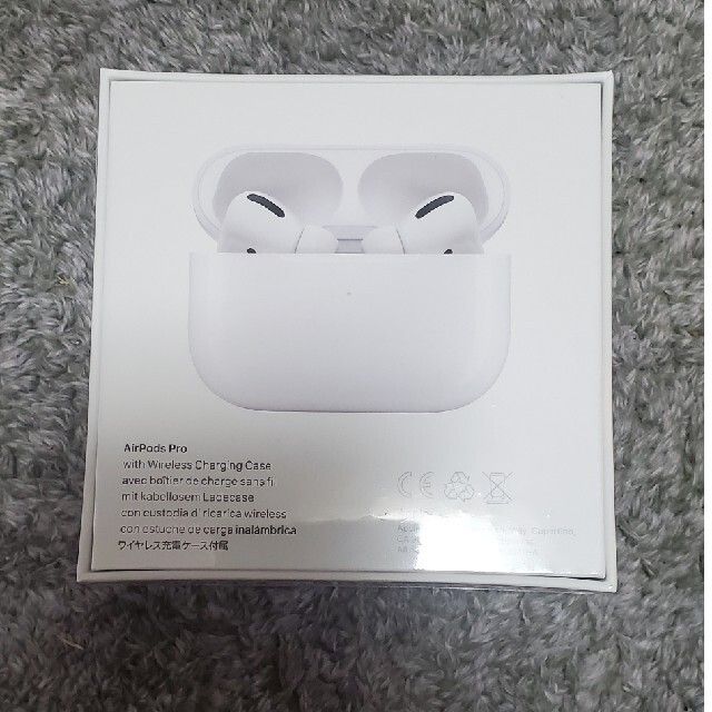 Apple(アップル)のAPPLE AirPods Pro MWP22J/A 新品未開封 保証未開 スマホ/家電/カメラのオーディオ機器(ヘッドフォン/イヤフォン)の商品写真