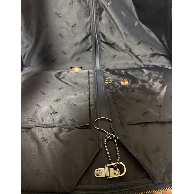 美品▽Lark ラーク スーツカバー スーツケース ハンドバッグ イタリア柄 黒 メンズのバッグ(ビジネスバッグ)の商品写真