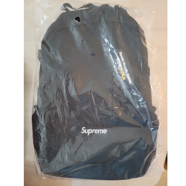 Supreme(シュプリーム)のシュプリーム　バックパック　2018 ブラック メンズのバッグ(バッグパック/リュック)の商品写真