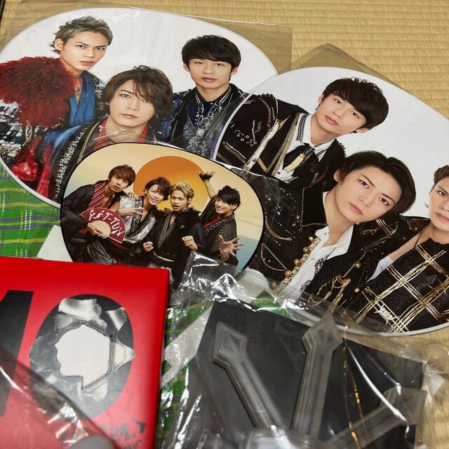 KAT-TUN(カトゥーン)のKAT-TUN(まとめ売り)★大量セット★ＬＩＶＥグッズ CD エンタメ/ホビーのタレントグッズ(アイドルグッズ)の商品写真