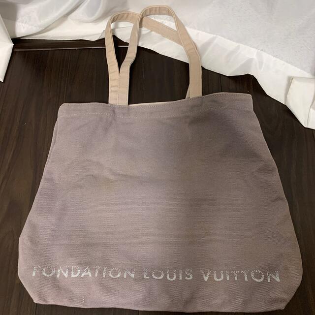 LOUIS VUITTON(ルイヴィトン)のFondation Louis Vuitton  Canvas Tote Bag レディースのバッグ(トートバッグ)の商品写真