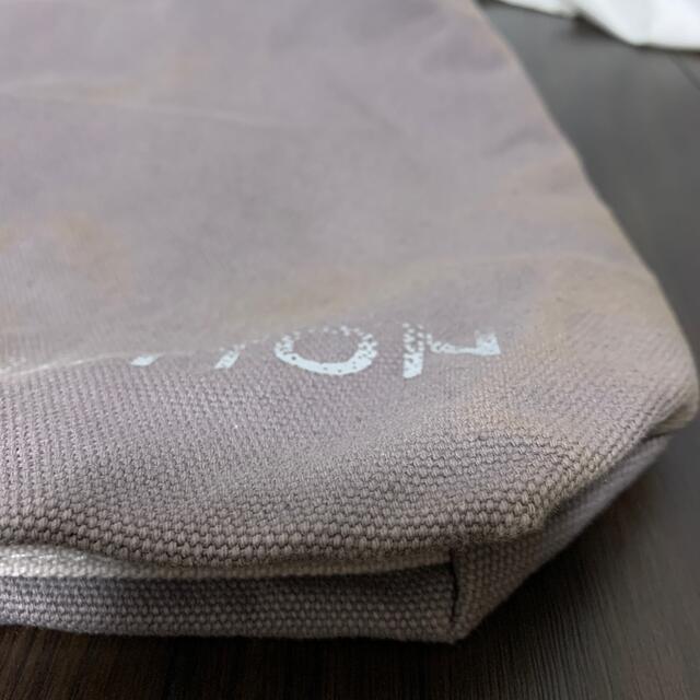 LOUIS VUITTON(ルイヴィトン)のFondation Louis Vuitton  Canvas Tote Bag レディースのバッグ(トートバッグ)の商品写真