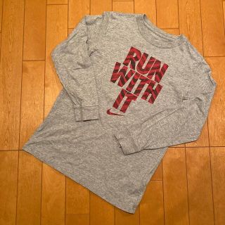 ナイキ(NIKE)のNIKE長Ｔシャツ◎Ｍ【900円→850円】(Tシャツ(長袖/七分))