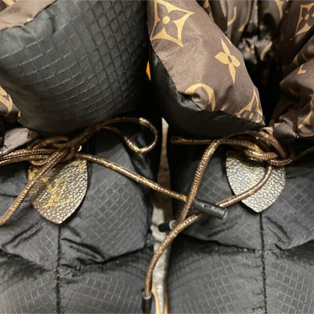 LOUIS VUITTON - LOUIS VUITTON ルイヴィトン ピローライン アンクル