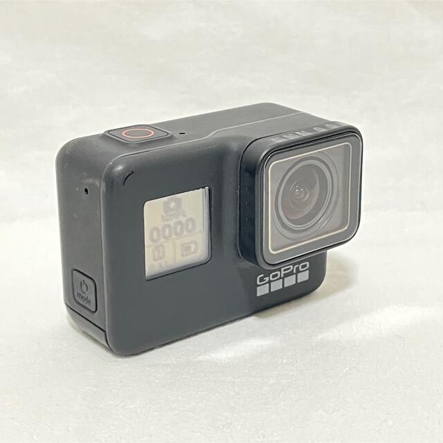 GoPro(ゴープロ)のGoPro HERO7 BLACK   本体とその他おまけ スマホ/家電/カメラのカメラ(ビデオカメラ)の商品写真