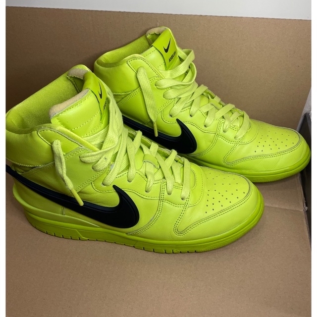 AMBUSH × NIKE DUNK HIGH "FLASH LIME"