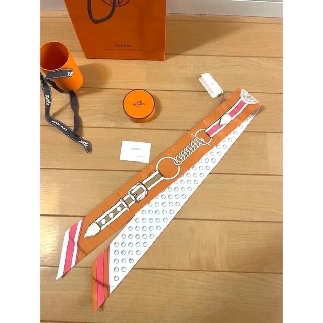 いいスタイル HERMES エルメス ツイリー グラントゥラララ 新品未使用