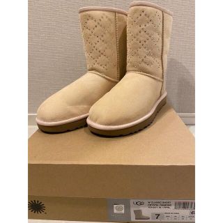 アグ(UGG)のアグ　ブーツ　37 ベージュ　スワロフスキー(ブーツ)