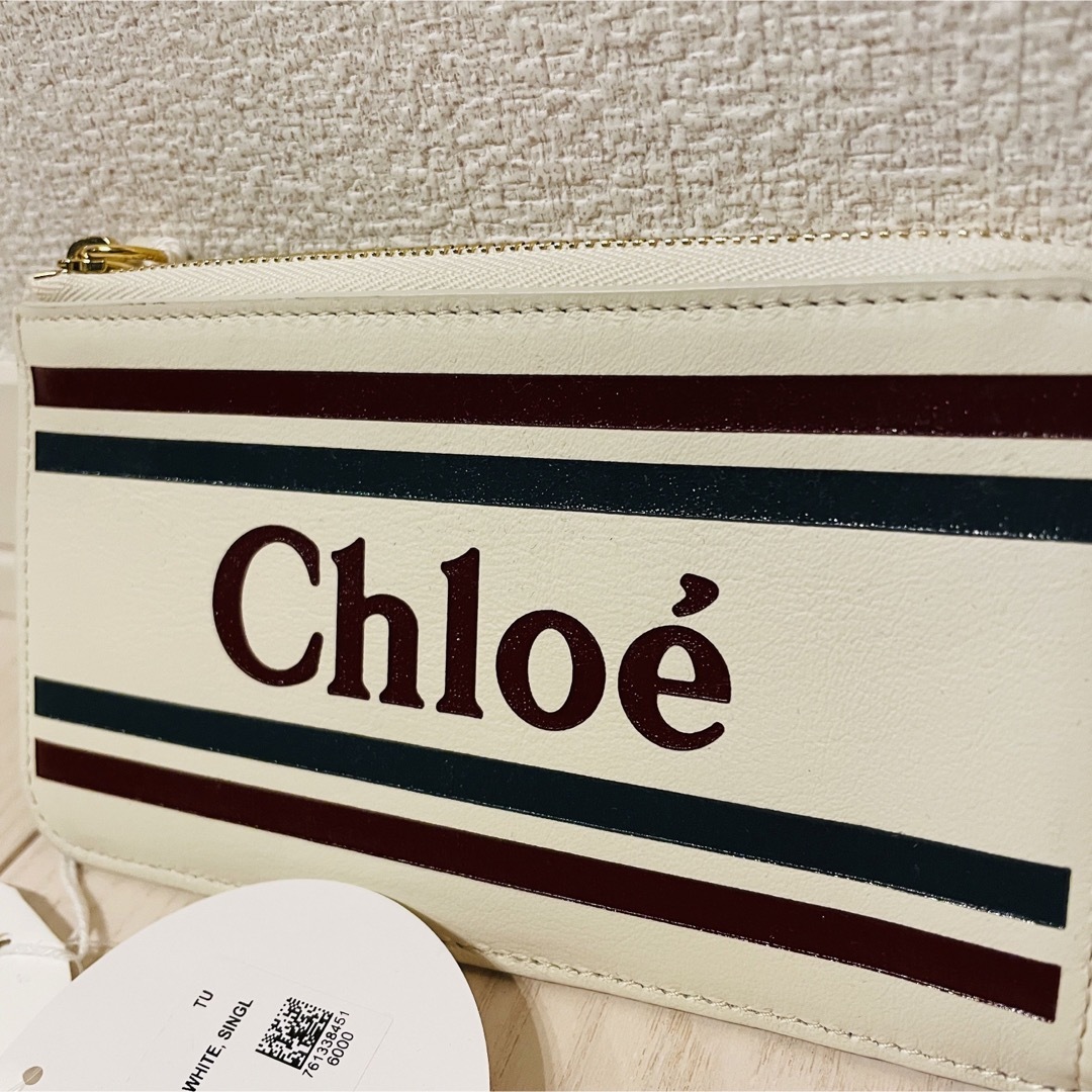 Chloe(クロエ)の【未使用品】クロエ　カードケース レディースのファッション小物(名刺入れ/定期入れ)の商品写真