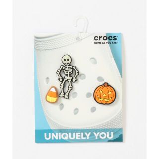 クロックス(crocs)の【新品】クロックス チャーム ハロウィン(キャラクターグッズ)