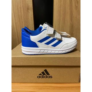 アディダス(adidas)のadidasスニーカーキッズ(スニーカー)