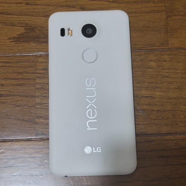 Nexus 5X Android12 カスタムROM スマホ/家電/カメラのスマートフォン/携帯電話(スマートフォン本体)の商品写真