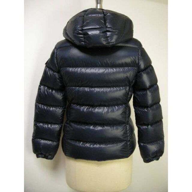 MONCLER(モンクレール)のキッズ12A(大人女性00-0)◆新品◆モンクレールBERREダウンジャケット キッズ/ベビー/マタニティのキッズ服女の子用(90cm~)(ジャケット/上着)の商品写真