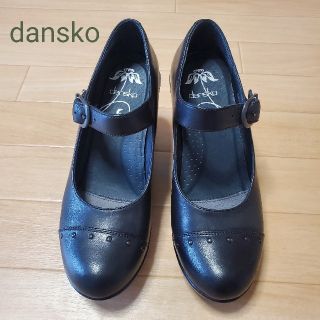 ダンスコ(dansko)の【極美品】dansko　ダンスコ　アンクル　ストラップ　パンプス　39(ローファー/革靴)