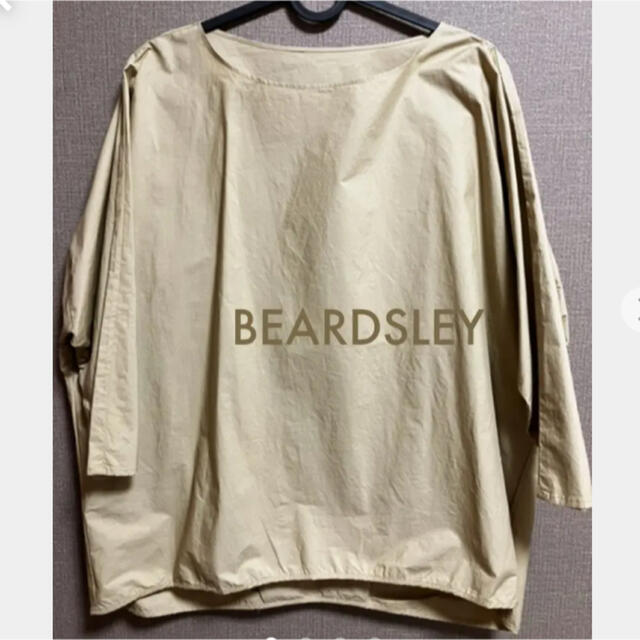 BEARDSLEY(ビアズリー)のビアズリー　無地トップス レディースのトップス(シャツ/ブラウス(長袖/七分))の商品写真