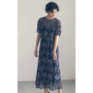 カエン(Kaene)の【もみ様専用】kaene 配色レースエプロンドレス navy 34(ロングドレス)