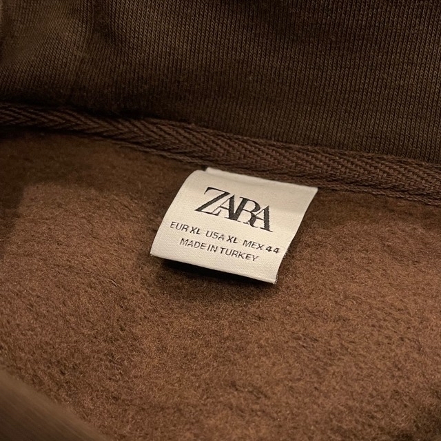 ZARA(ザラ)の【新品未使用‼️】ZARA　ベーシック フーディ　"XL" メンズのトップス(パーカー)の商品写真
