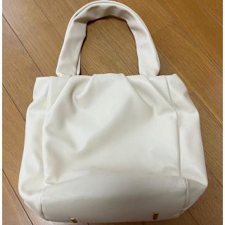 ザラ(ZARA)のトートバッグ　zara(トートバッグ)