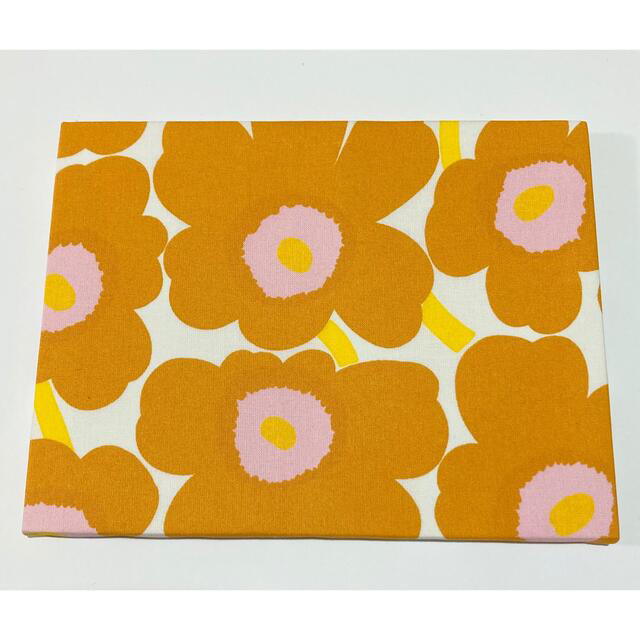 marimekko(マリメッコ)の★ビビ様専用B★マリメッコ　ファブリック パネル２枚組 ハンドメイドのインテリア/家具(インテリア雑貨)の商品写真