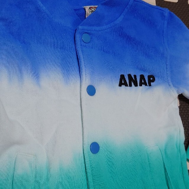 ANAP Kids(アナップキッズ)のアナップキッズ　グラデーションブルゾン キッズ/ベビー/マタニティのキッズ服男の子用(90cm~)(ジャケット/上着)の商品写真