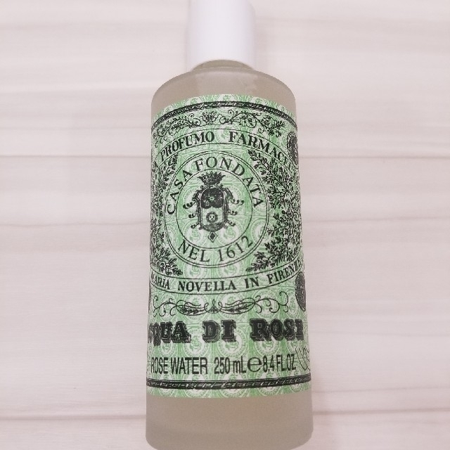 Santa Maria Novella(サンタマリアノヴェッラ)のサンタマリアノヴェッラ　ローズウォーター250ml・タボレッタ コスメ/美容のリラクゼーション(アロマグッズ)の商品写真