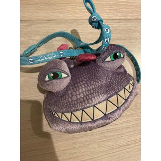 ディズニー(Disney)の美品 モンスターズユニバーシティ ランドール 首掛け財布 パスケース ディズニー(パスケース/IDカードホルダー)