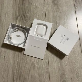 アップル(Apple)のAirPods 2世代(ヘッドフォン/イヤフォン)