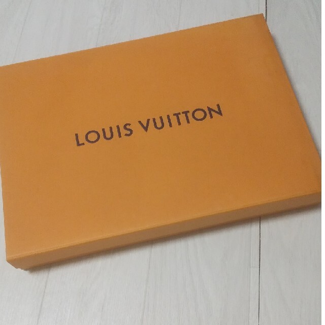 LOUIS VUITTON(ルイヴィトン)のルイヴィトン箱 レディースのバッグ(ショップ袋)の商品写真