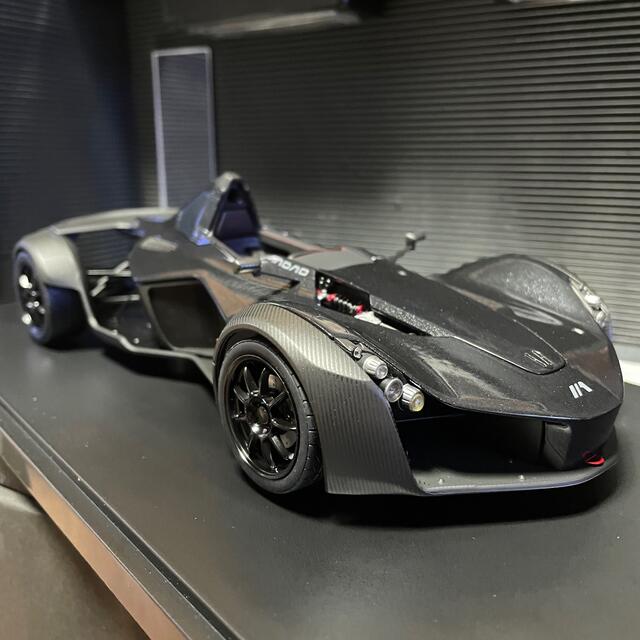 未展示品　オートアート1/18 BAC Mono メタリック・ブラックミニカー