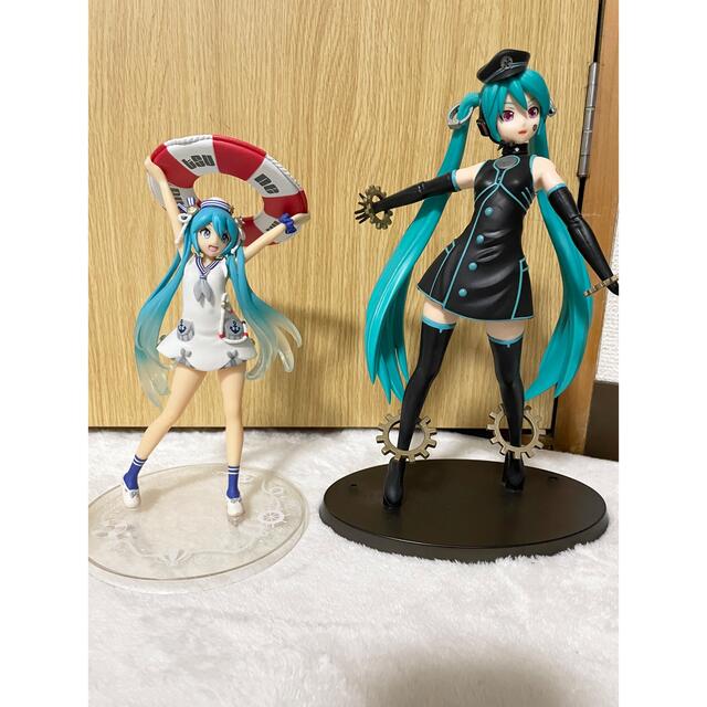 SEGA - 値下げ 初音ミクフィギュア2点セット 浮き輪の通販 by SEGA - 値下げ 初音ミクフィギュア2点セット 浮き輪の通販 by