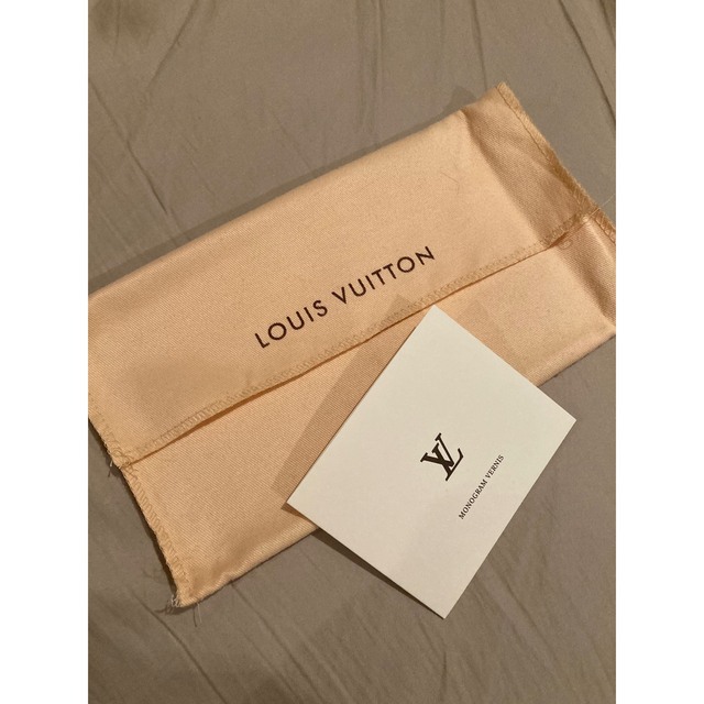 LOUIS VUITTON(ルイヴィトン)のルイヴィトン　ヴェルニ　モノグラム　長財布　LOUIS VUITTON レディースのファッション小物(財布)の商品写真