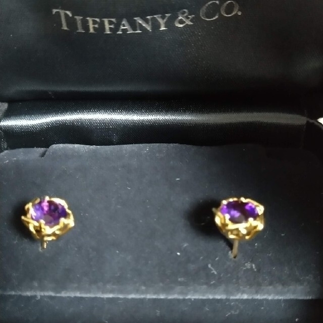 話題の行列 Tiffany ティファニースーパークーラーk18アメジストピアス 話題の行列 Tiffany ティファニースーパークーラーk18アメジストピアス