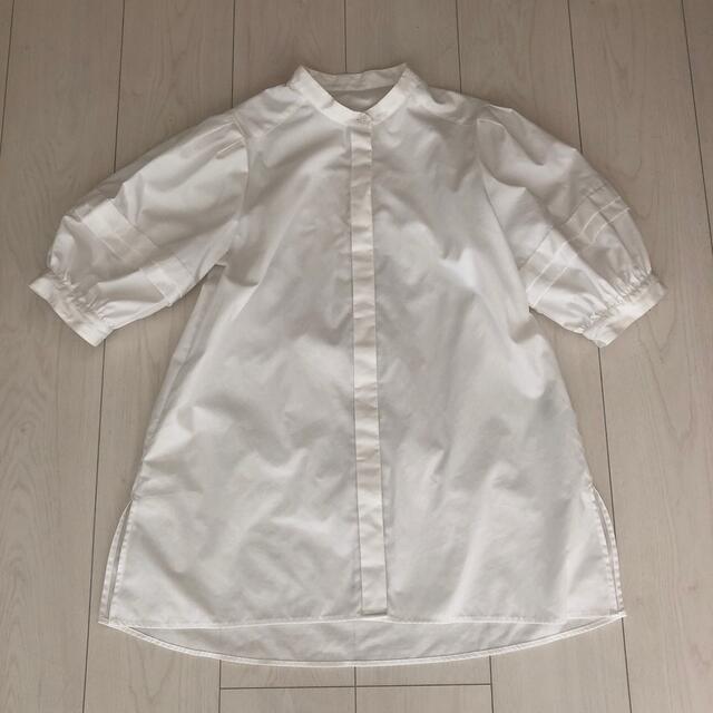 GU(ジーユー)のGU バンドカラーボリュームスリーブシャツ(5分袖) Sサイズ レディースのトップス(シャツ/ブラウス(半袖/袖なし))の商品写真