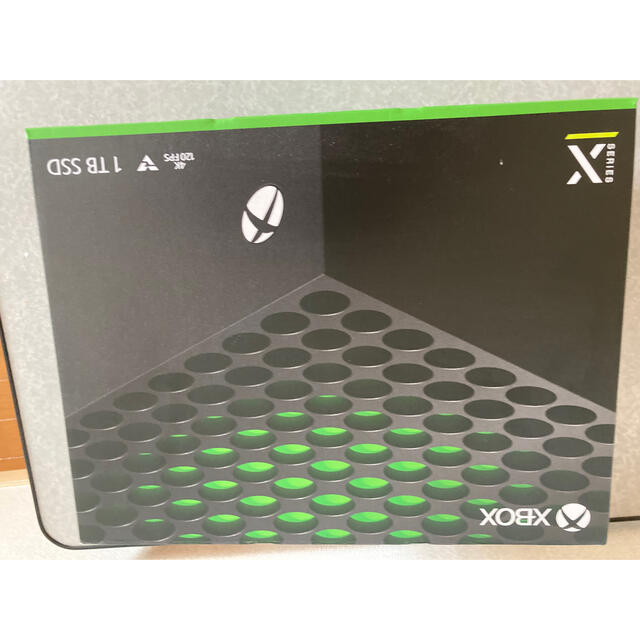 Microsoft(マイクロソフト)のMicrosoft Xbox Series X エンタメ/ホビーのゲームソフト/ゲーム機本体(家庭用ゲーム機本体)の商品写真