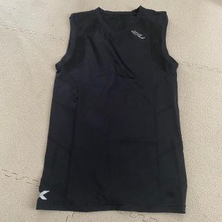 ツータイムズユー(2XU)の2XU コンプレッション　タンクトップ　Mサイズ(トレーニング用品)