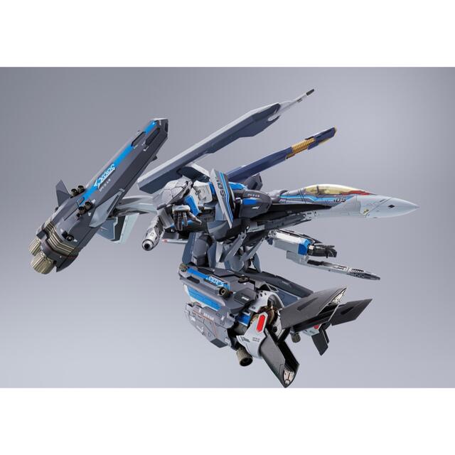 BANDAI(バンダイ)のDX超合金 VF-31AX カイロスプラス スーパーパーツ エンタメ/ホビーのおもちゃ/ぬいぐるみ(模型/プラモデル)の商品写真