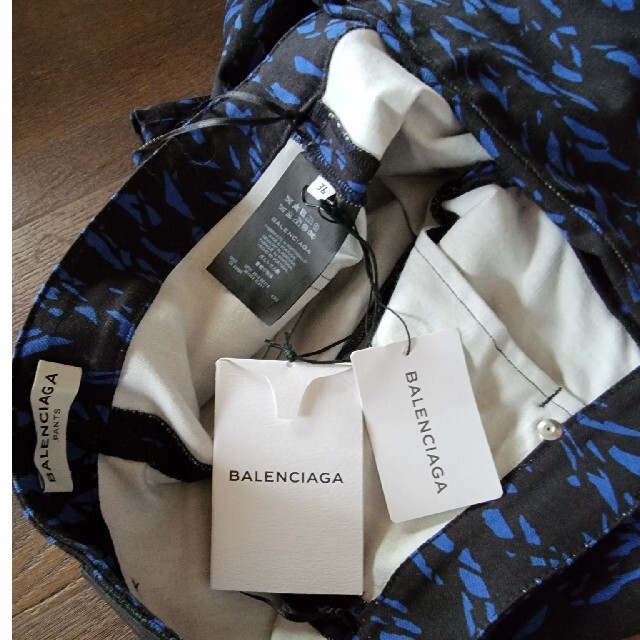 Balenciaga(バレンシアガ)のBALENCIAGA/バレンシアガスキニ－（新品未使用） レディースのパンツ(デニム/ジーンズ)の商品写真