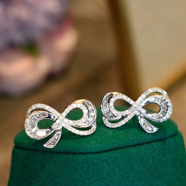 2023豊富な】 天然ダイヤモンドピアス0.48ct k18の通販 by 天然