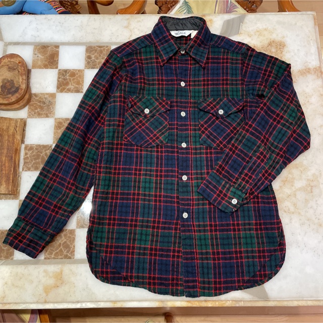 WOOLRICH(ウールリッチ)の【激レア中古】ウールリッチWoolrich 70'sUSA製チェックシャツ(S) メンズのトップス(シャツ)の商品写真