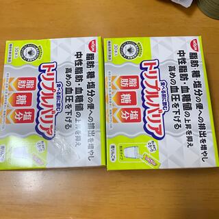 ニッシンショクヒン(日清食品)のトリプルバリア　青リンゴ味　30本✖️2(その他)