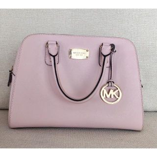 マイケルコース(Michael Kors)のマイケルコース　バック　ピンク(ハンドバッグ)