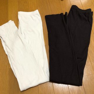 ユニクロ(UNIQLO)のプリーツレギンス[M]２色セット(レギンス/スパッツ)