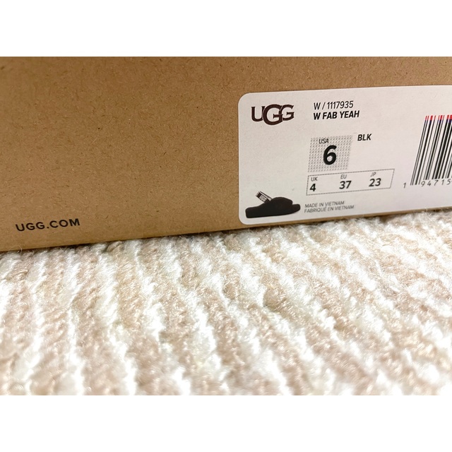 UGG(アグ)のUGG アグ サンダル 23 新品✨ レディースの靴/シューズ(サンダル)の商品写真