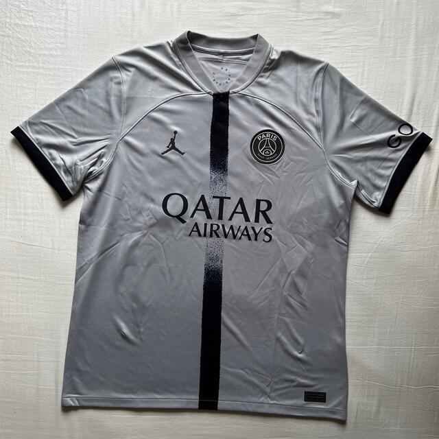 NIKE(ナイキ)の【正規品】PSG × VERDY メッシ 限定ユニホーム スポーツ/アウトドアのサッカー/フットサル(ウェア)の商品写真