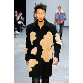 J.W.ANDERSON - Xander Zhou ザンダーゾウ 15aw ステンカラーコートの ...