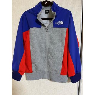 ザノースフェイス(THE NORTH FACE)のノースフェイス　キッズ　パーカー　140㎝(ジャケット/上着)