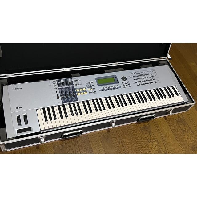 ヤマハ(ヤマハ)のYAMAHA  MOTIF  ES7  楽器の鍵盤楽器(キーボード/シンセサイザー)の商品写真